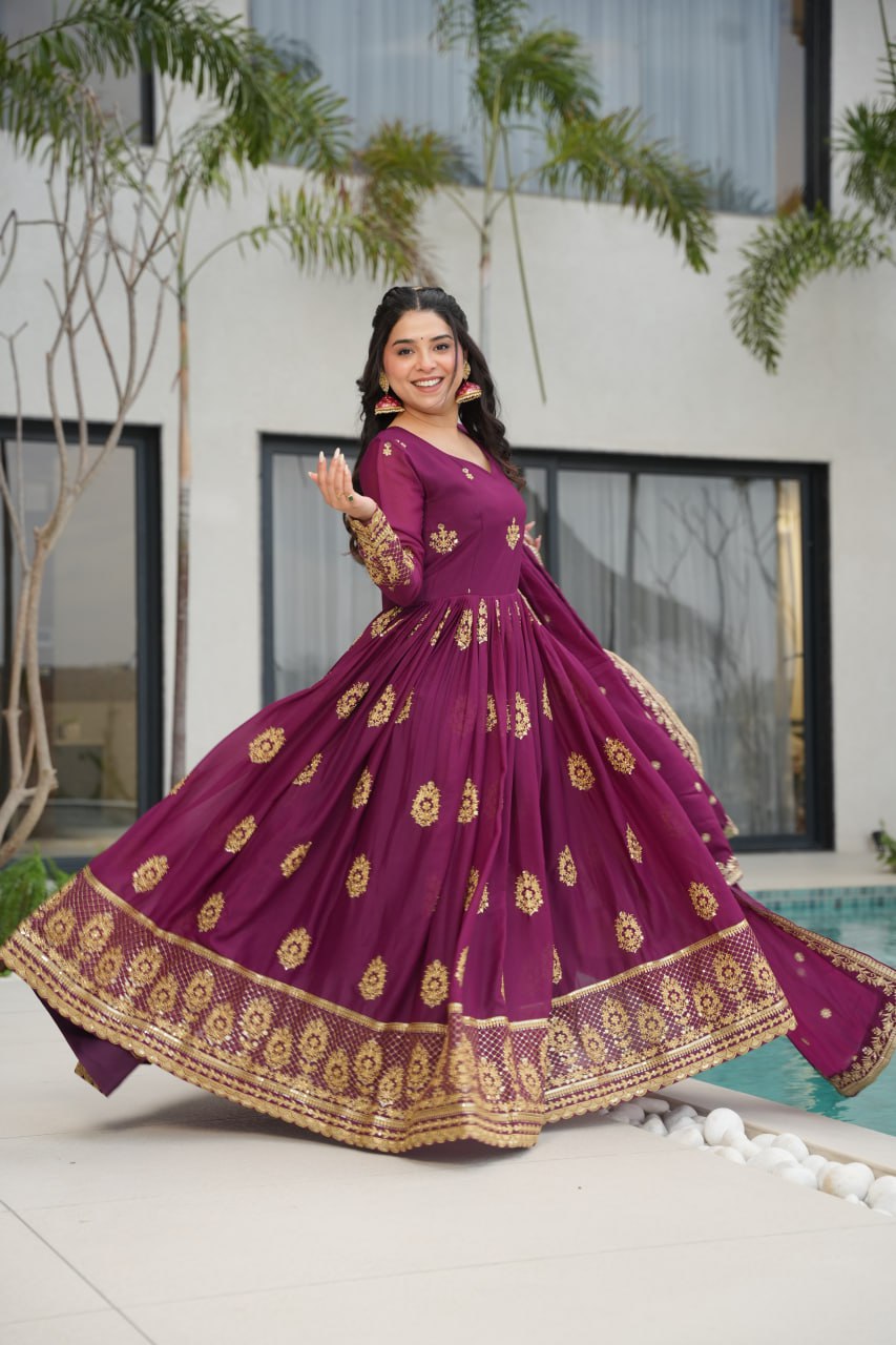 Women's Cotton Embroidered Anarkali Gown With Dupatta Set - Image 30