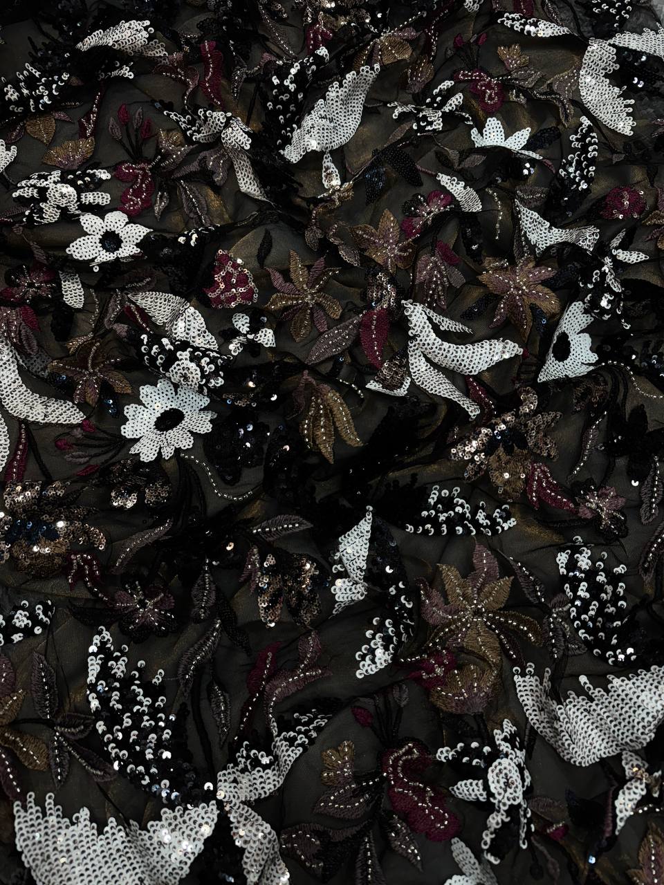 Women's Luxurious Shimmering Grey Organza Saree with Intricately Embroidered Blouse - Perfect for Festive & Evening Wear - Image 2